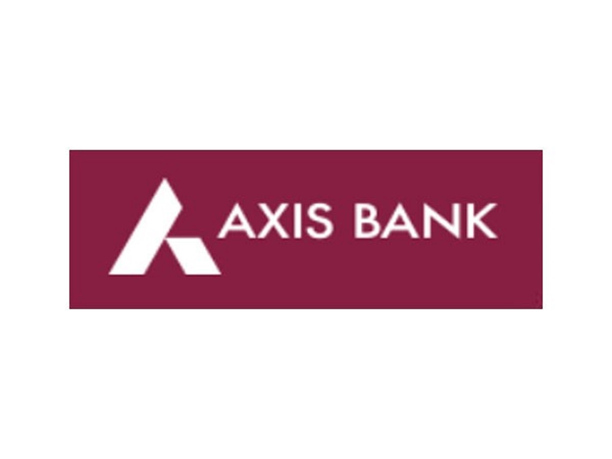 Axis Bank enters Asia Book of Records for its Clean-A-Thon Initiative-thumnail