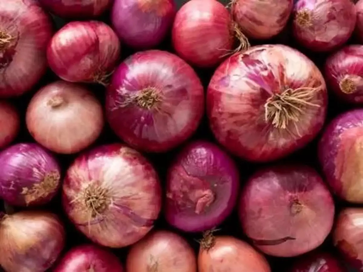 Increase in onion prices: The government will release stocks from a 3 lakh metric tonne buffer.-thumnail